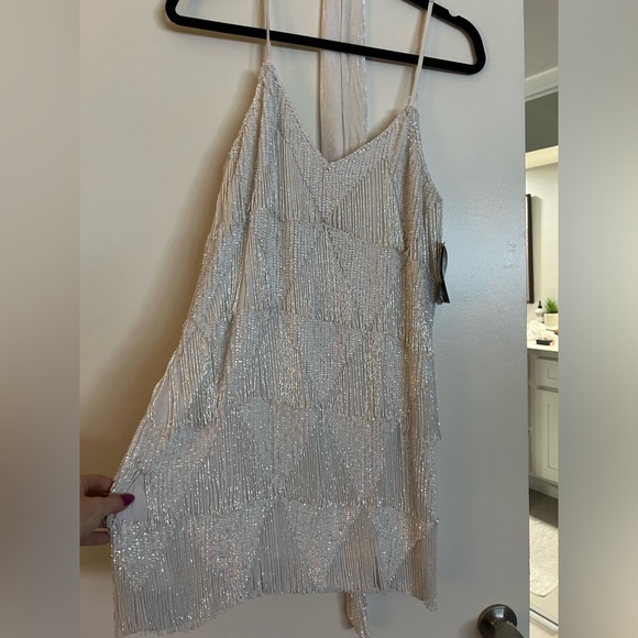 White sequin shimmer flapper fringe bachelorette bride  style dress - Picture 6 of 7